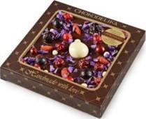 Шоколад темный с украшением "Годжи, смородина, брусника" в блистере